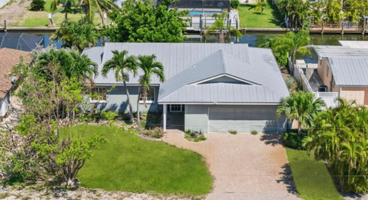 listing, photo 1