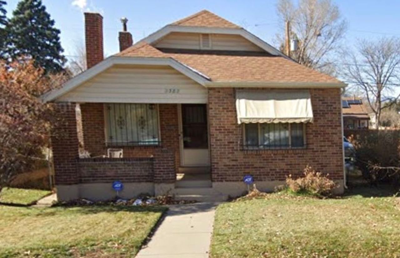 listing, photo 1