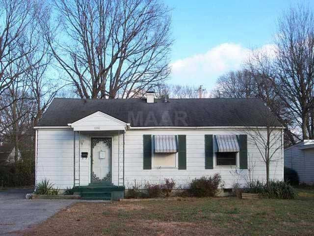 listing, photo 1