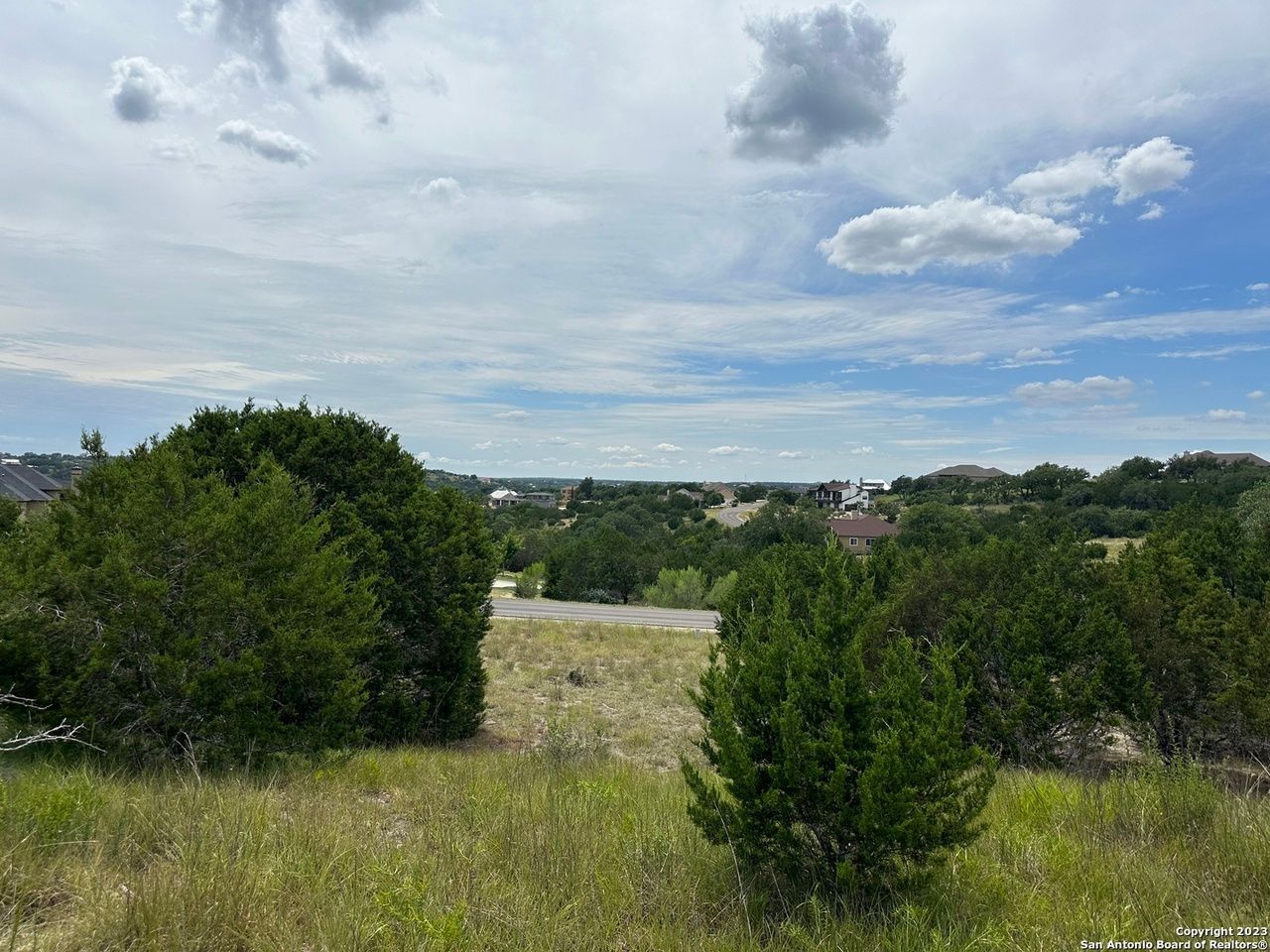 listing, photo 1