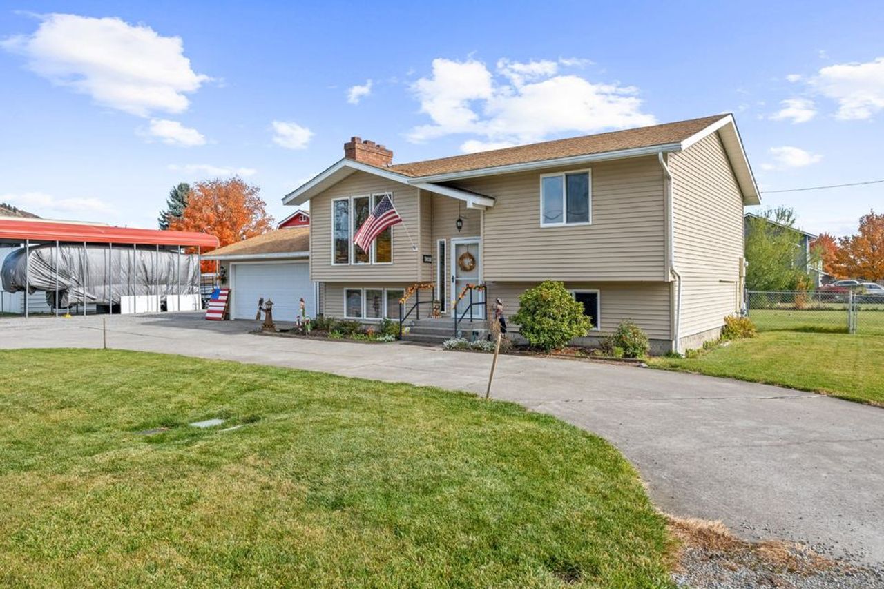 listing, photo 1