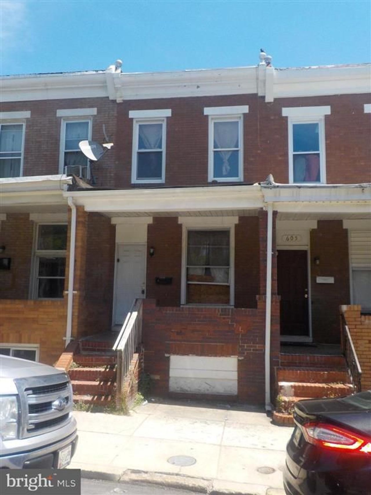 listing, photo 1
