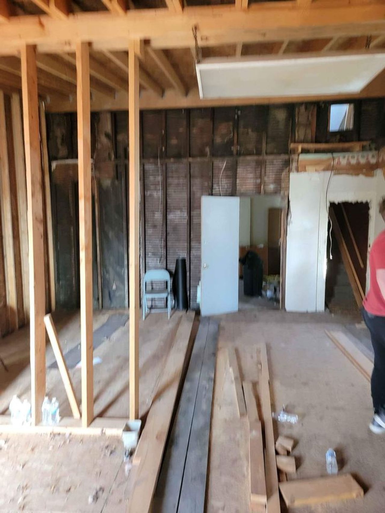 listing, photo 1