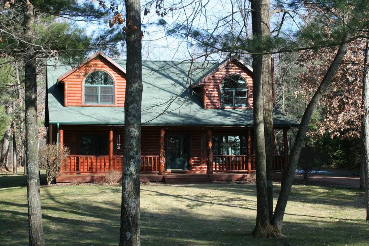 listing, photo 1