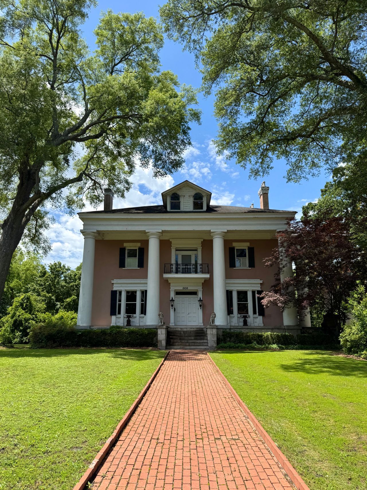 listing, photo 1