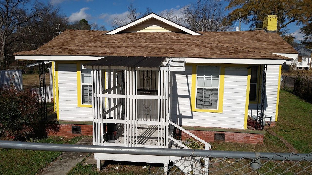 listing, photo 1