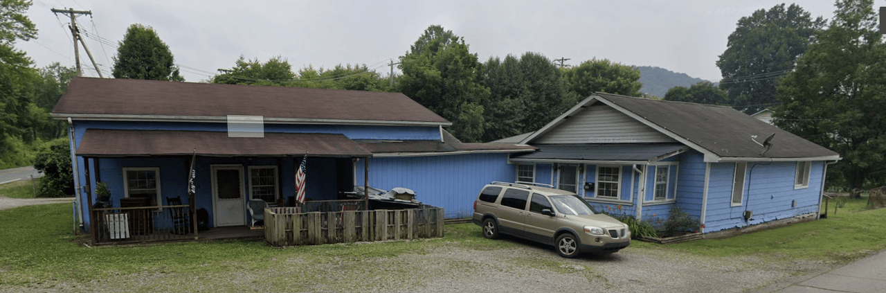 listing, photo 1