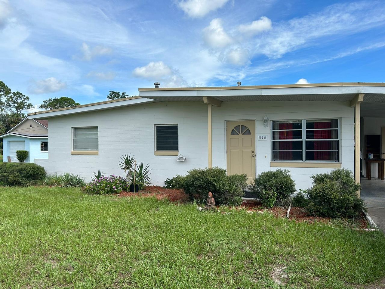 listing, photo 1