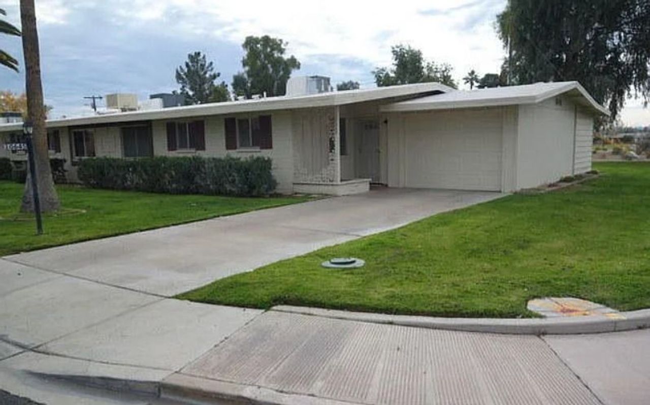 listing, photo 1