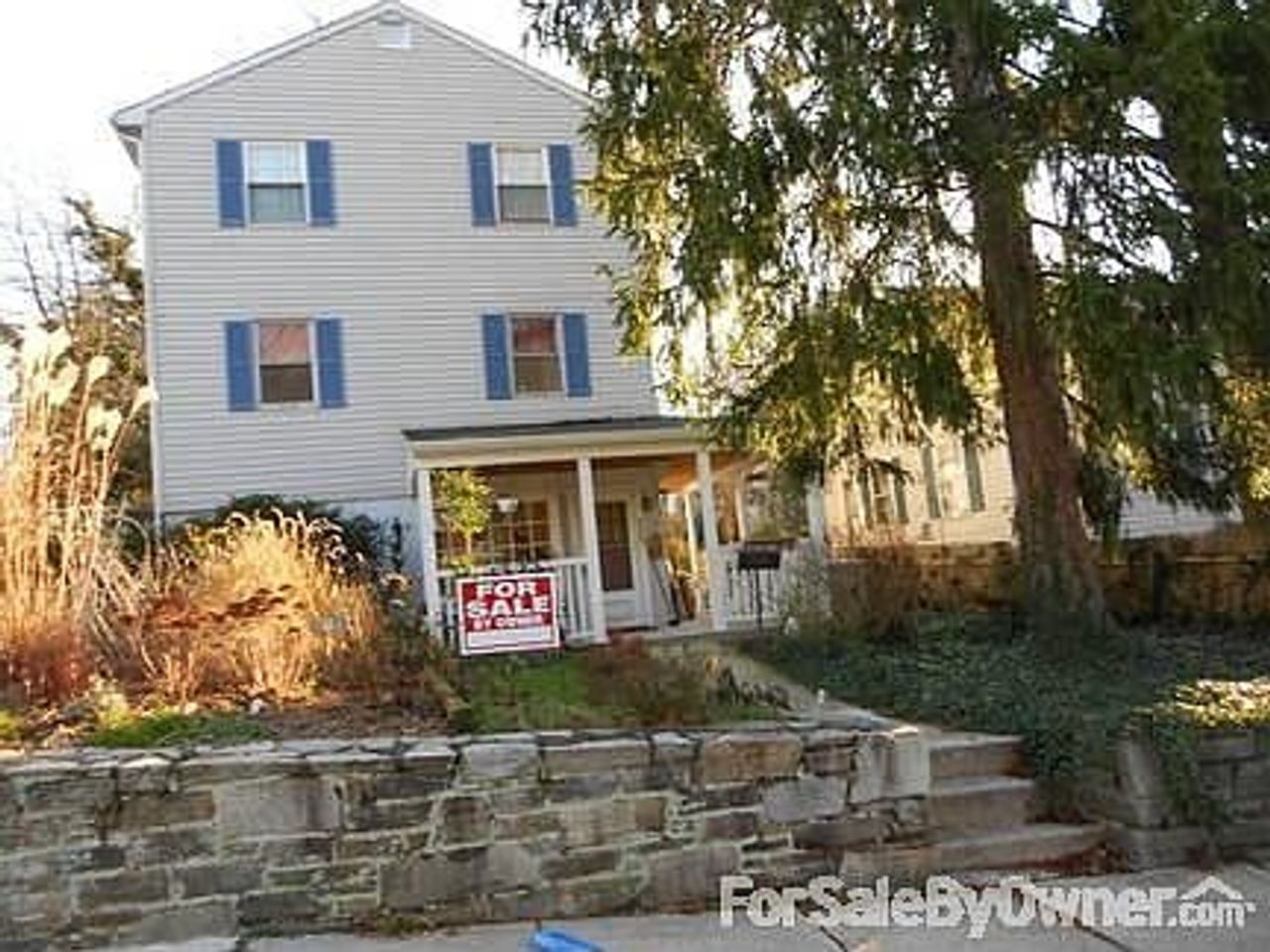 listing, photo 1