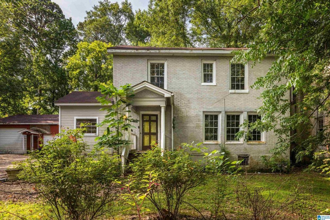 listing, photo 1