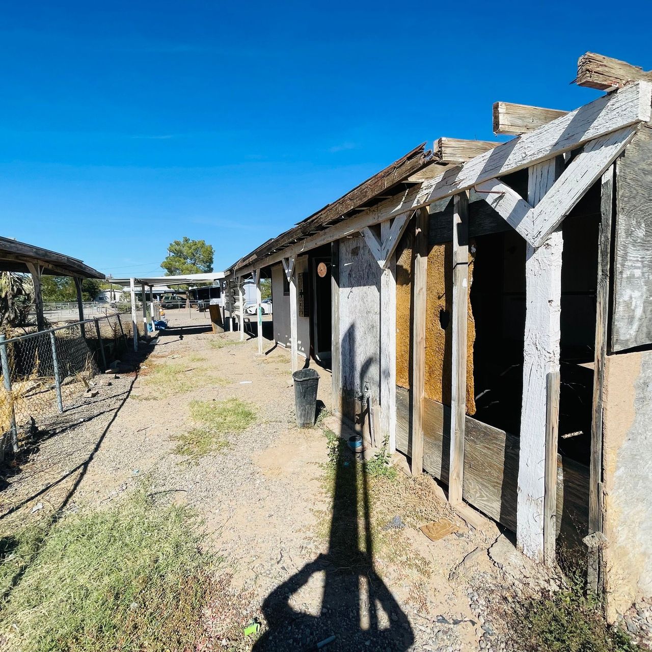 listing, photo 1
