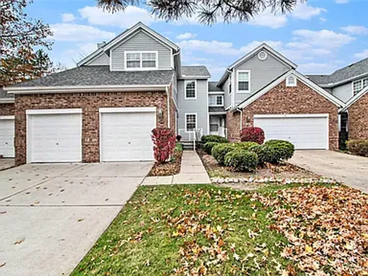 listing, photo 1