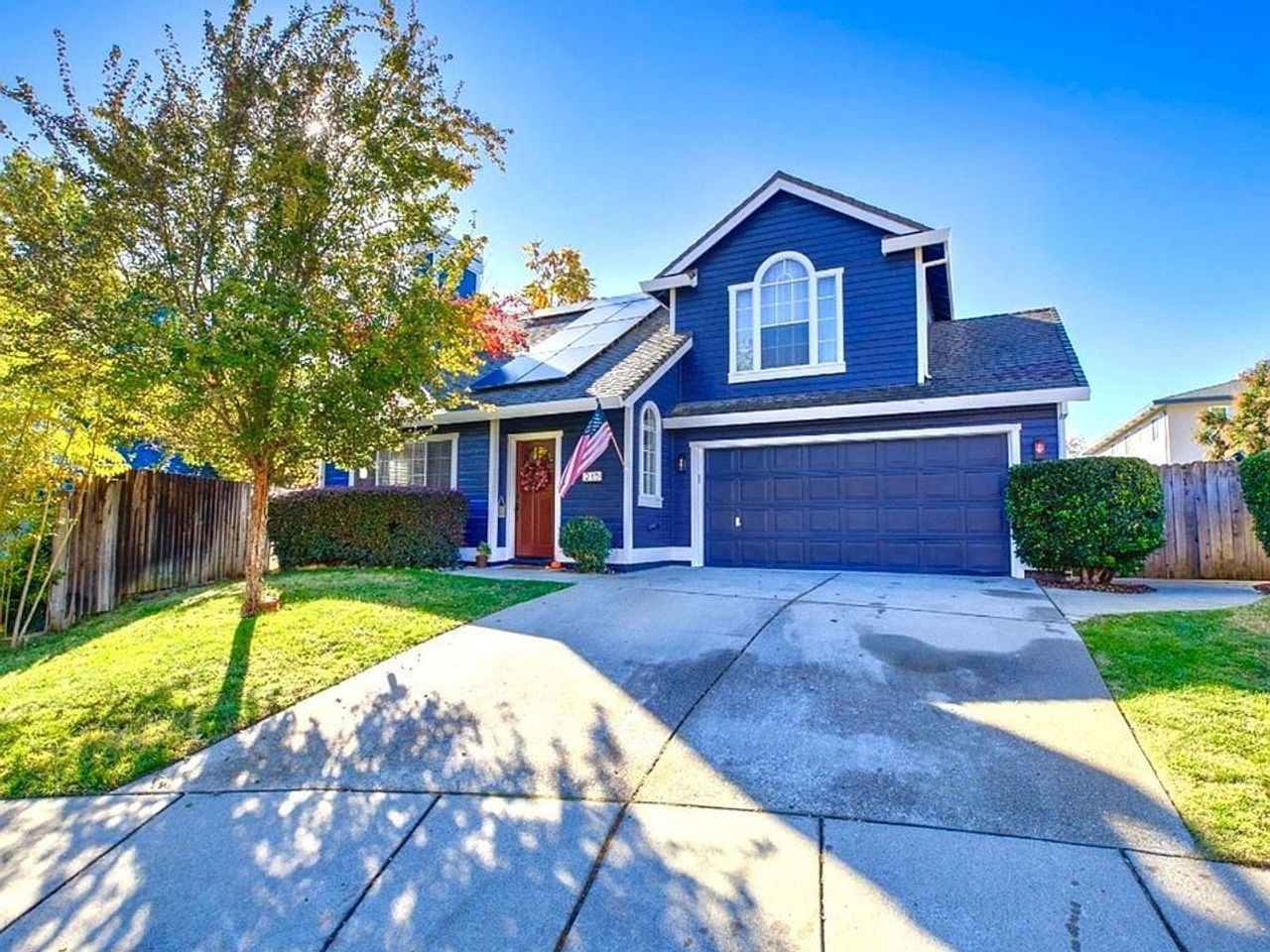 listing, photo 1