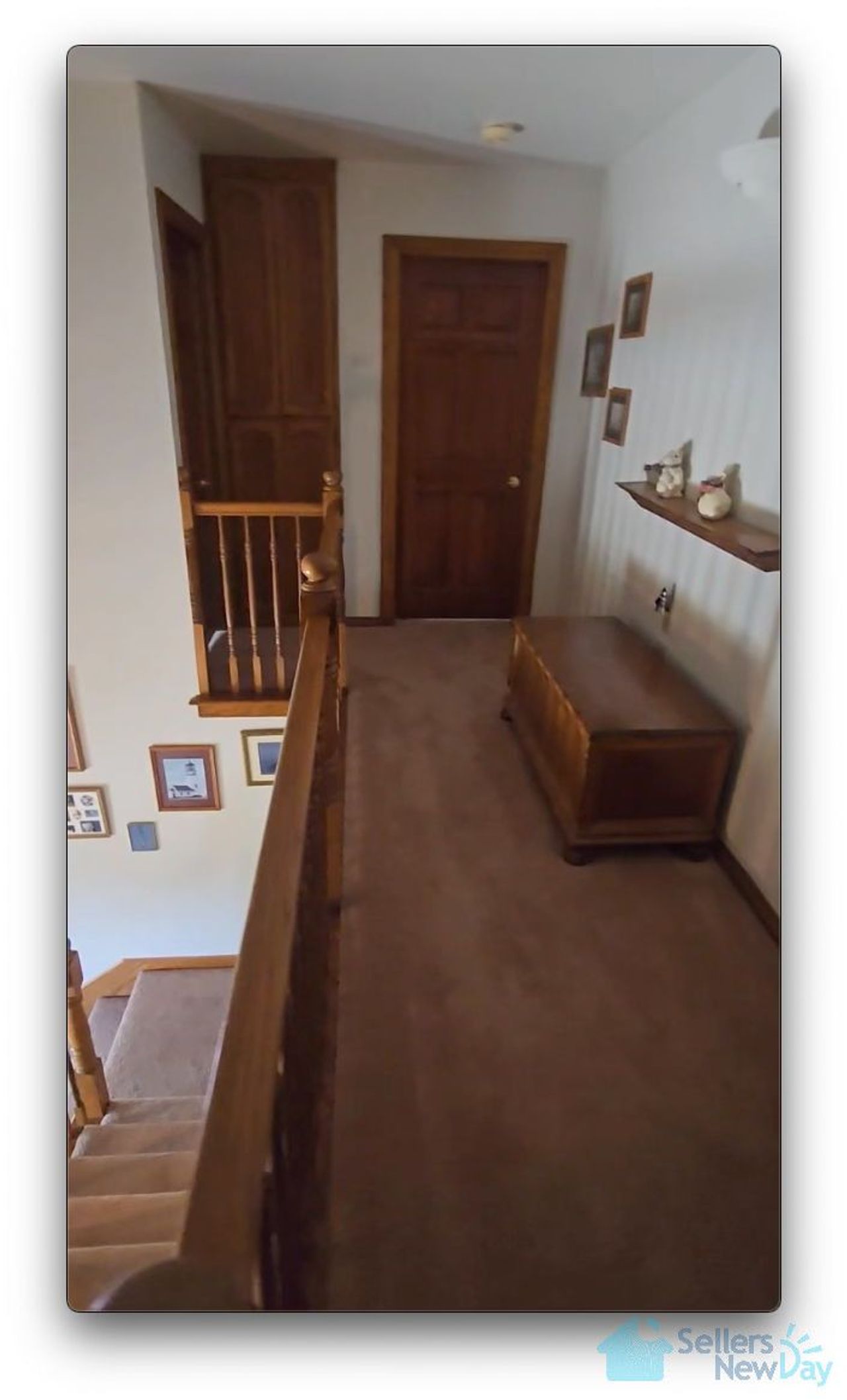 listing, photo 1