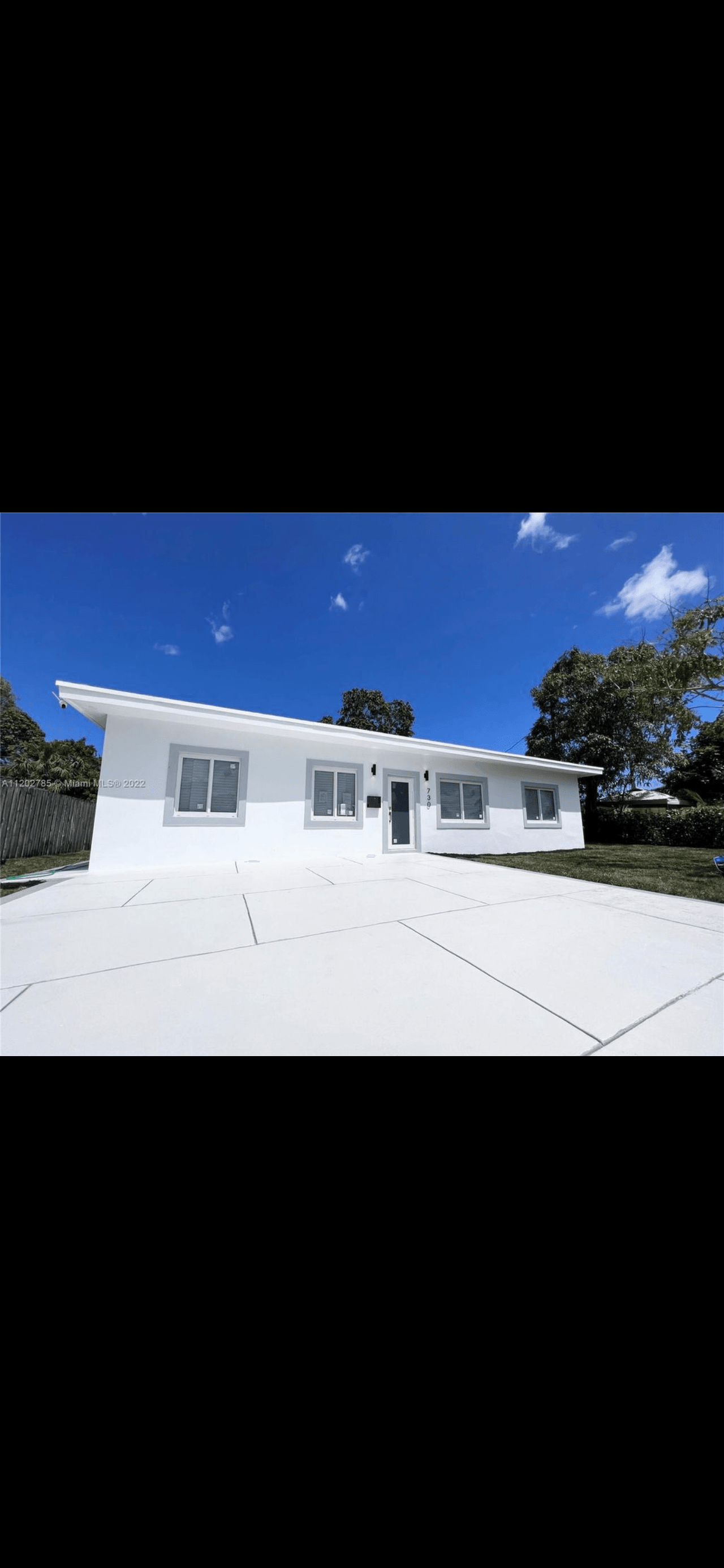 listing, photo 1