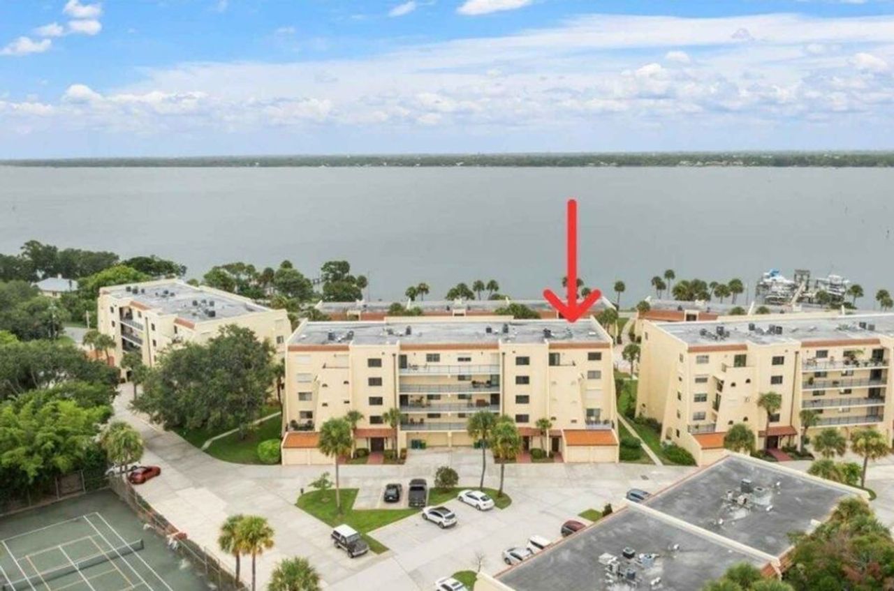 listing, photo 1