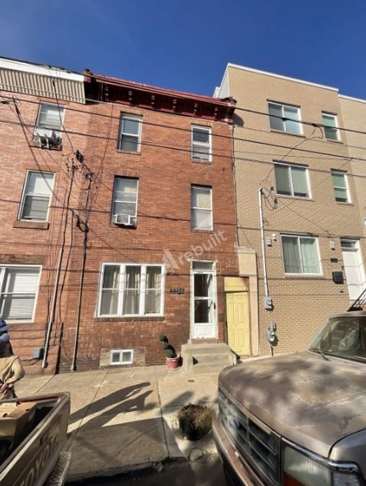 listing, photo 1