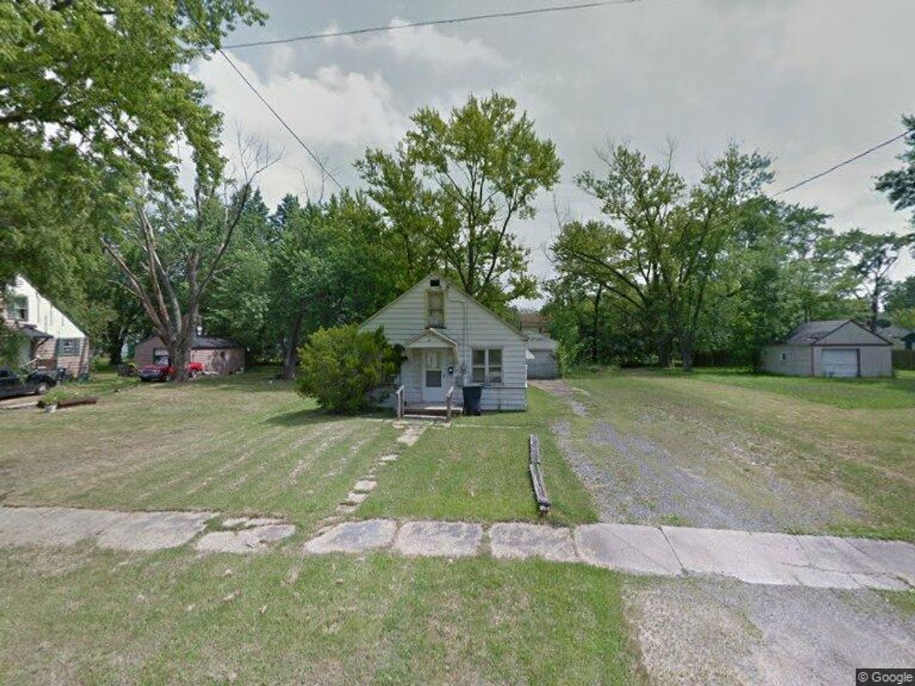 listing, photo 1