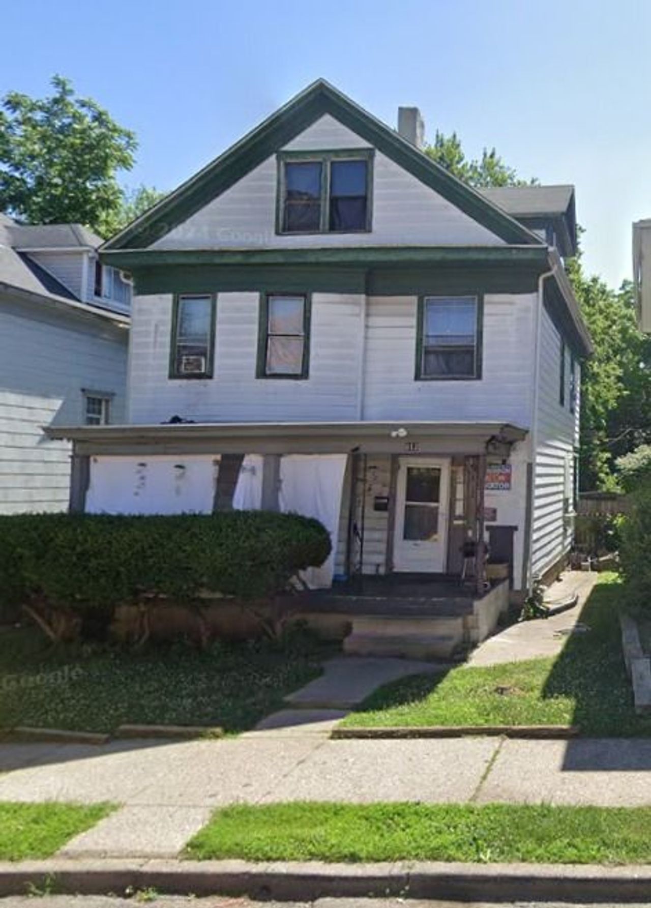 listing, photo 1