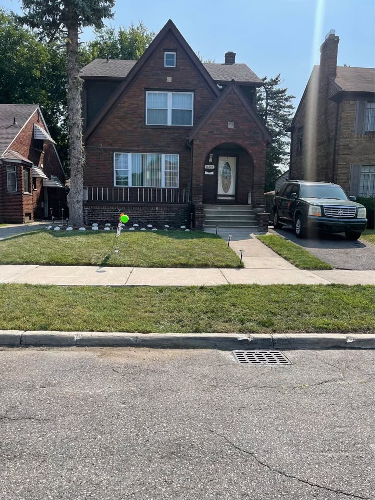 listing, photo 1