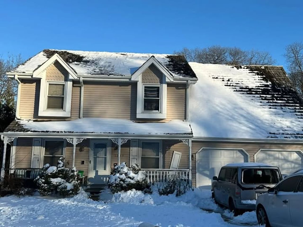 listing, photo 1