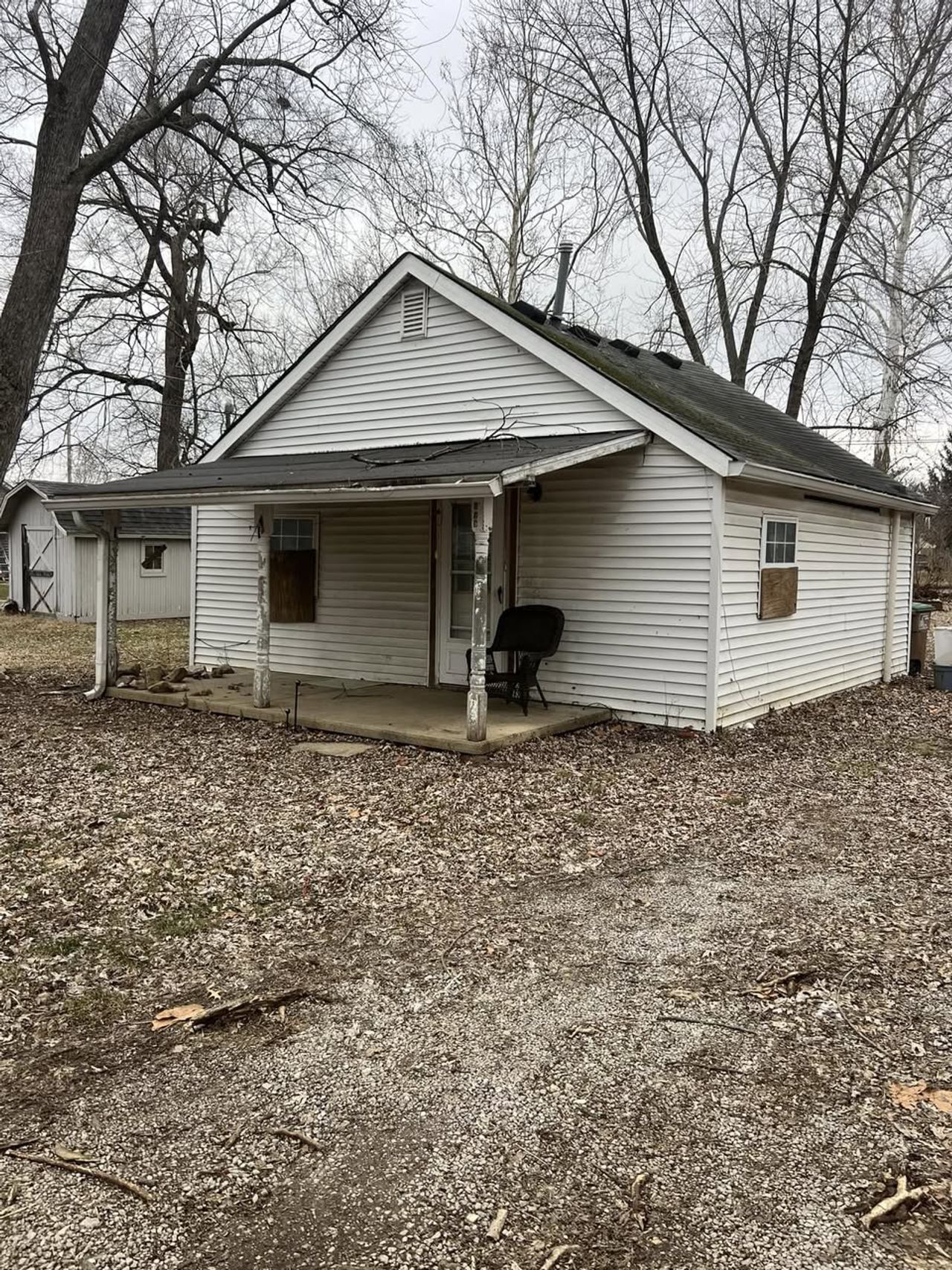 listing, photo 1