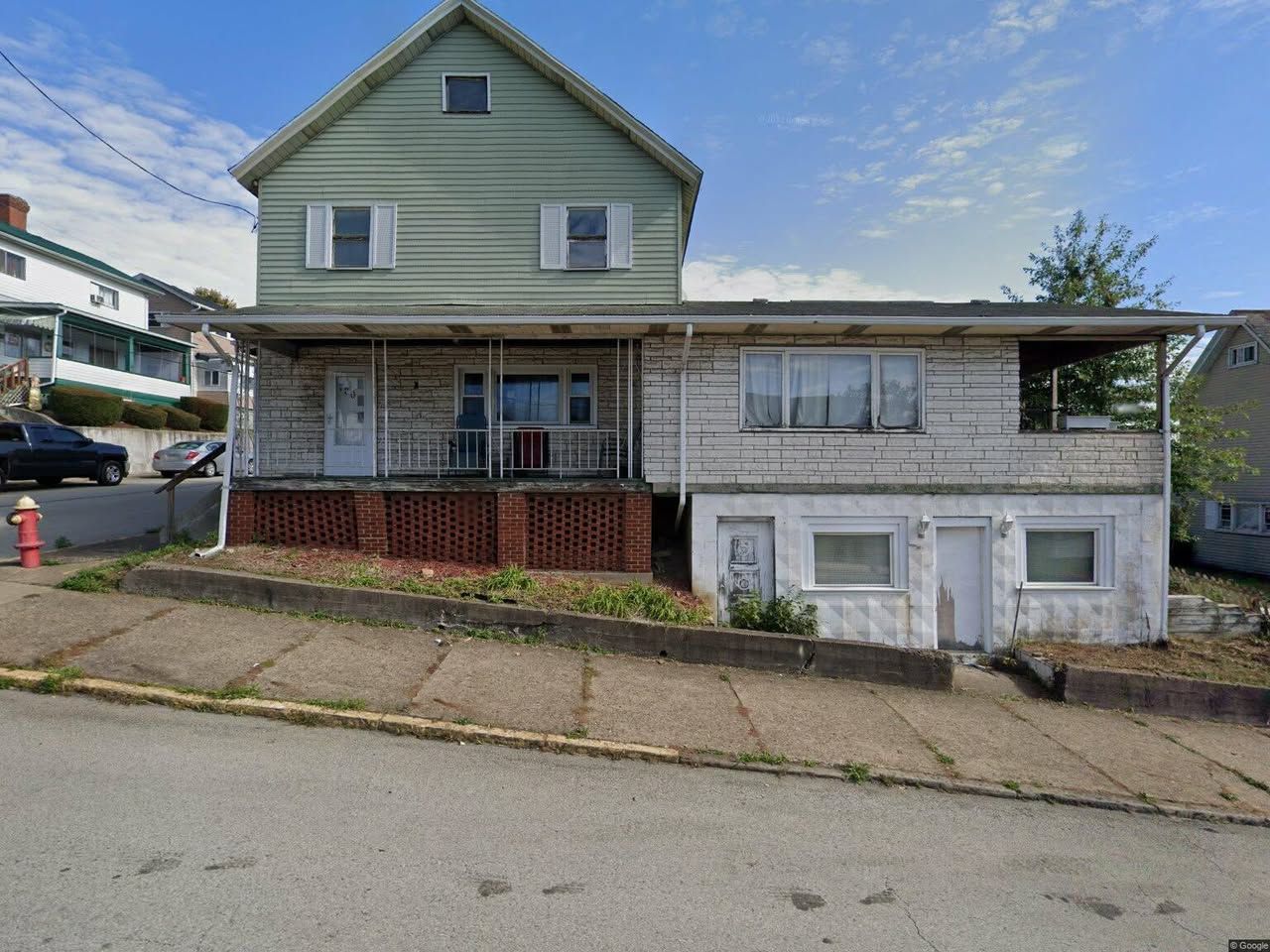 listing, photo 1