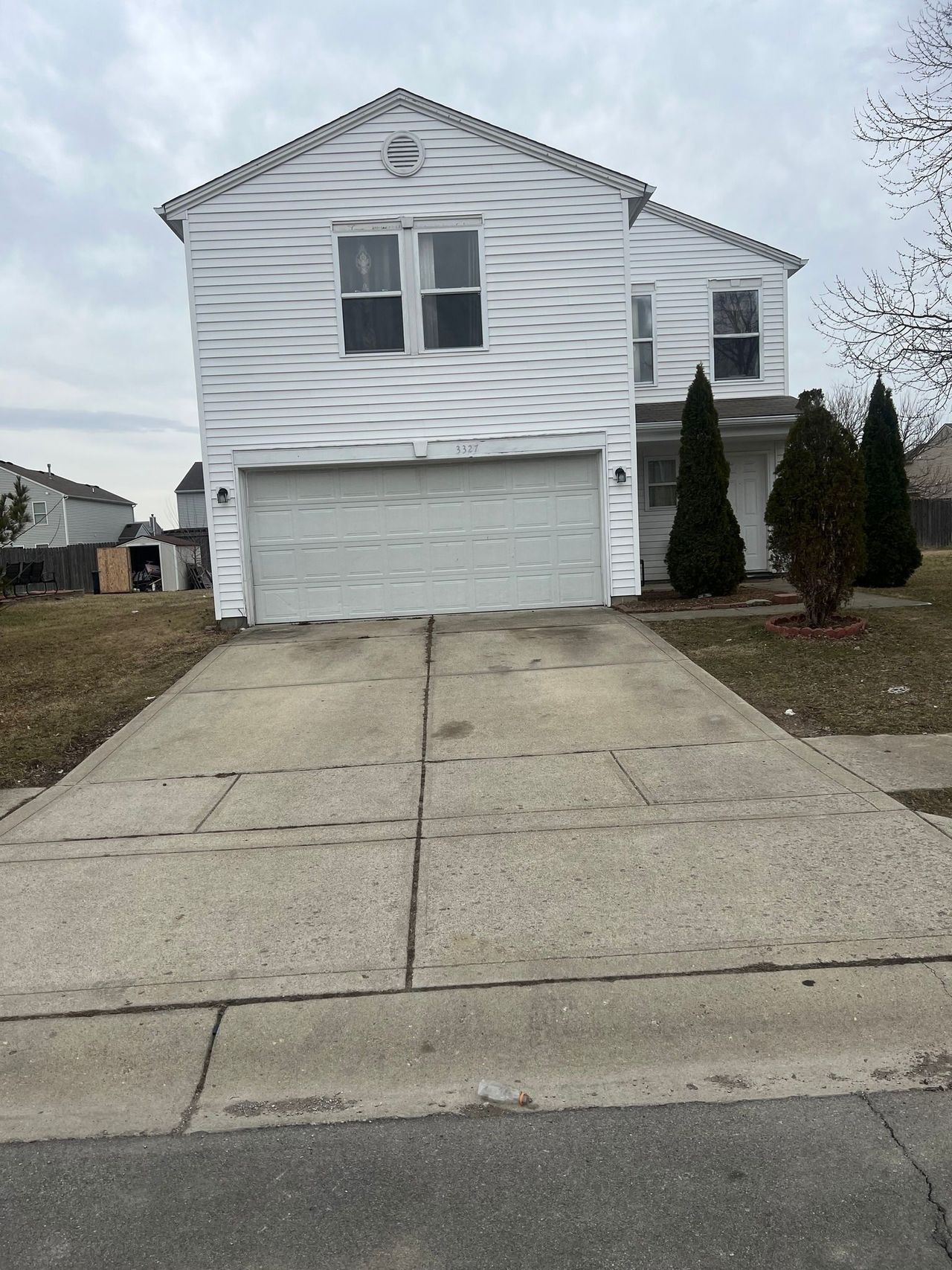 listing, photo 1