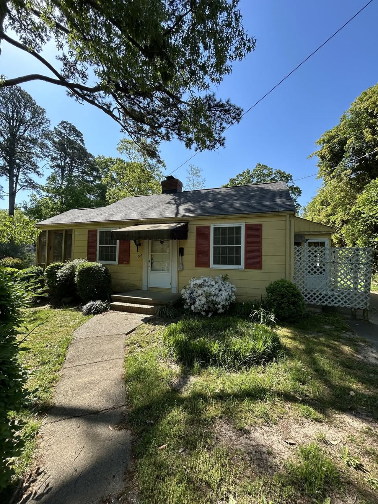 listing, photo 1