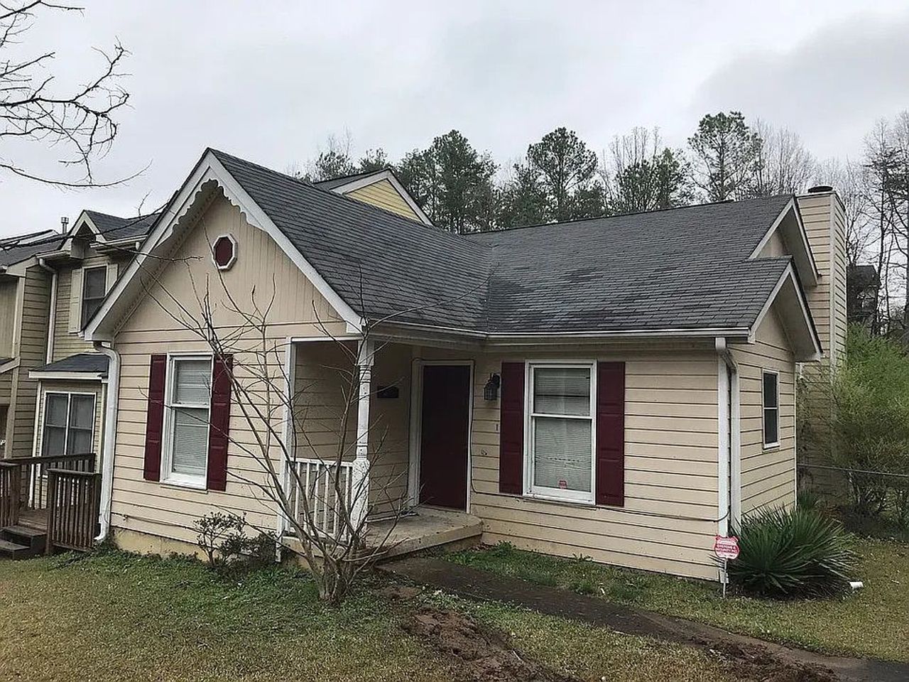 listing, photo 1