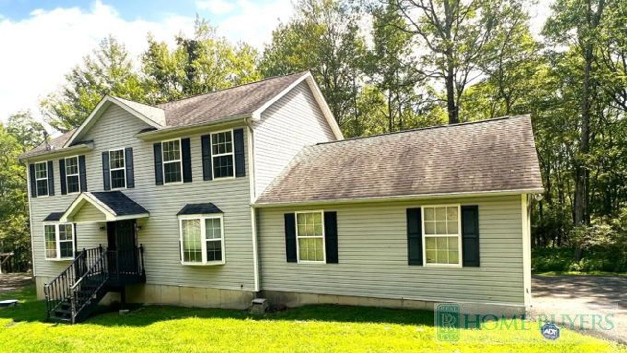 listing, photo 1