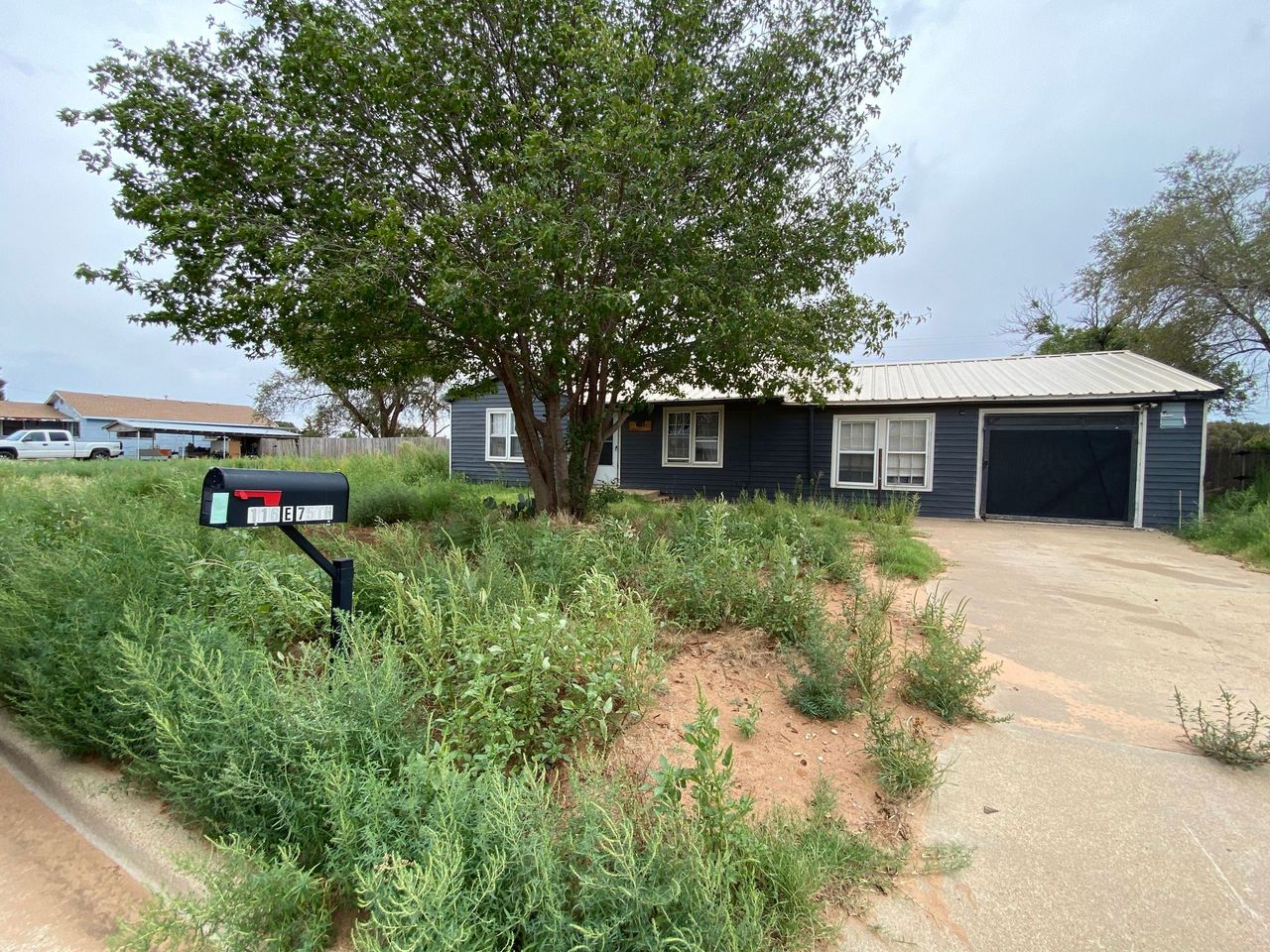 listing, photo 1