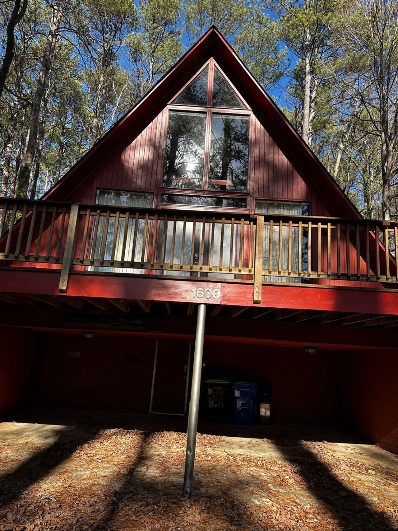 listing, photo 1
