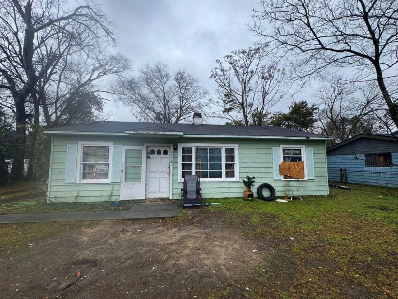 listing, photo 1