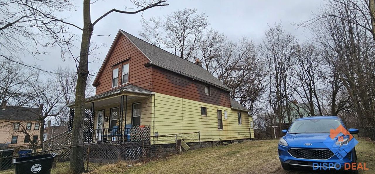 listing, photo 1