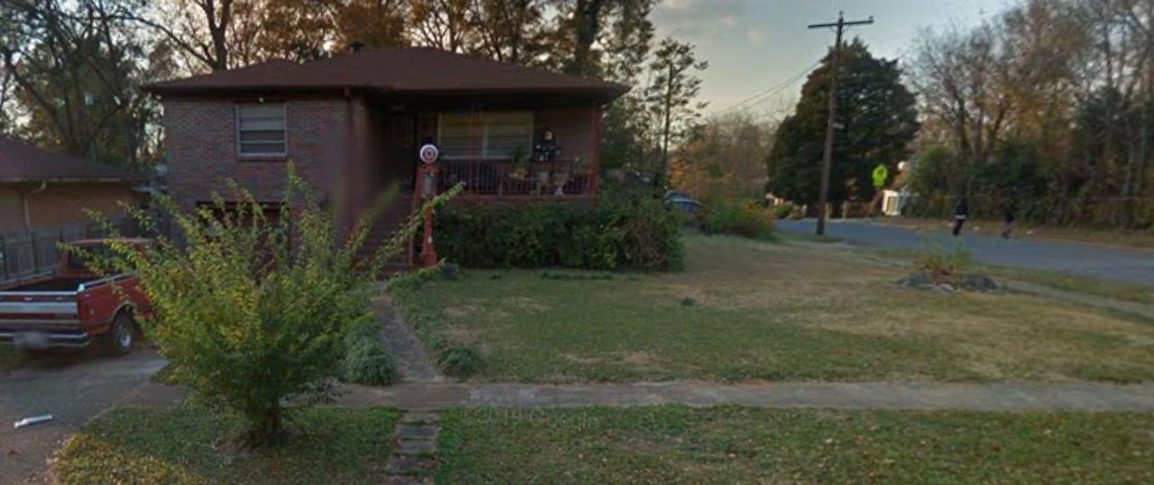 listing, photo 1