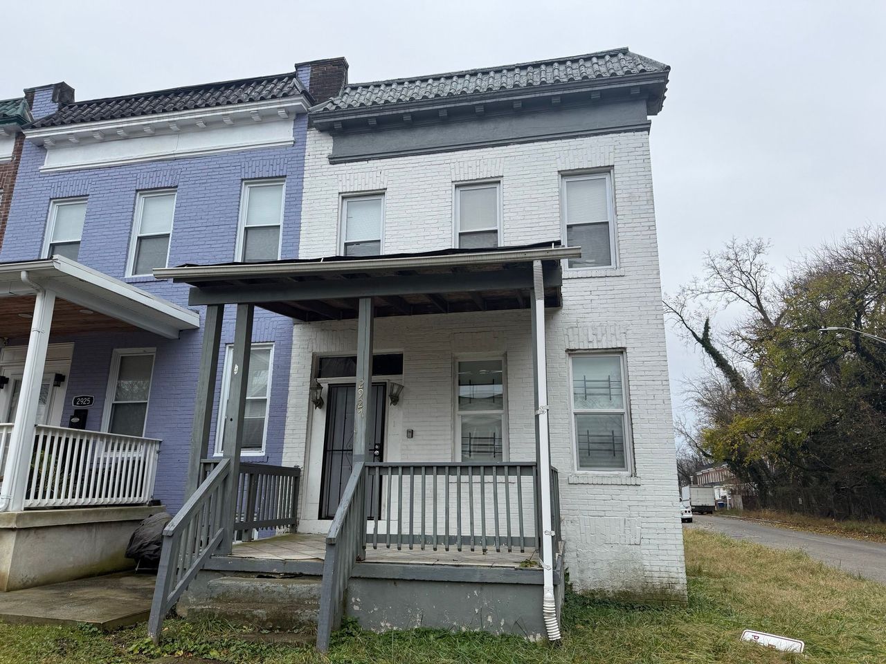 listing, photo 1