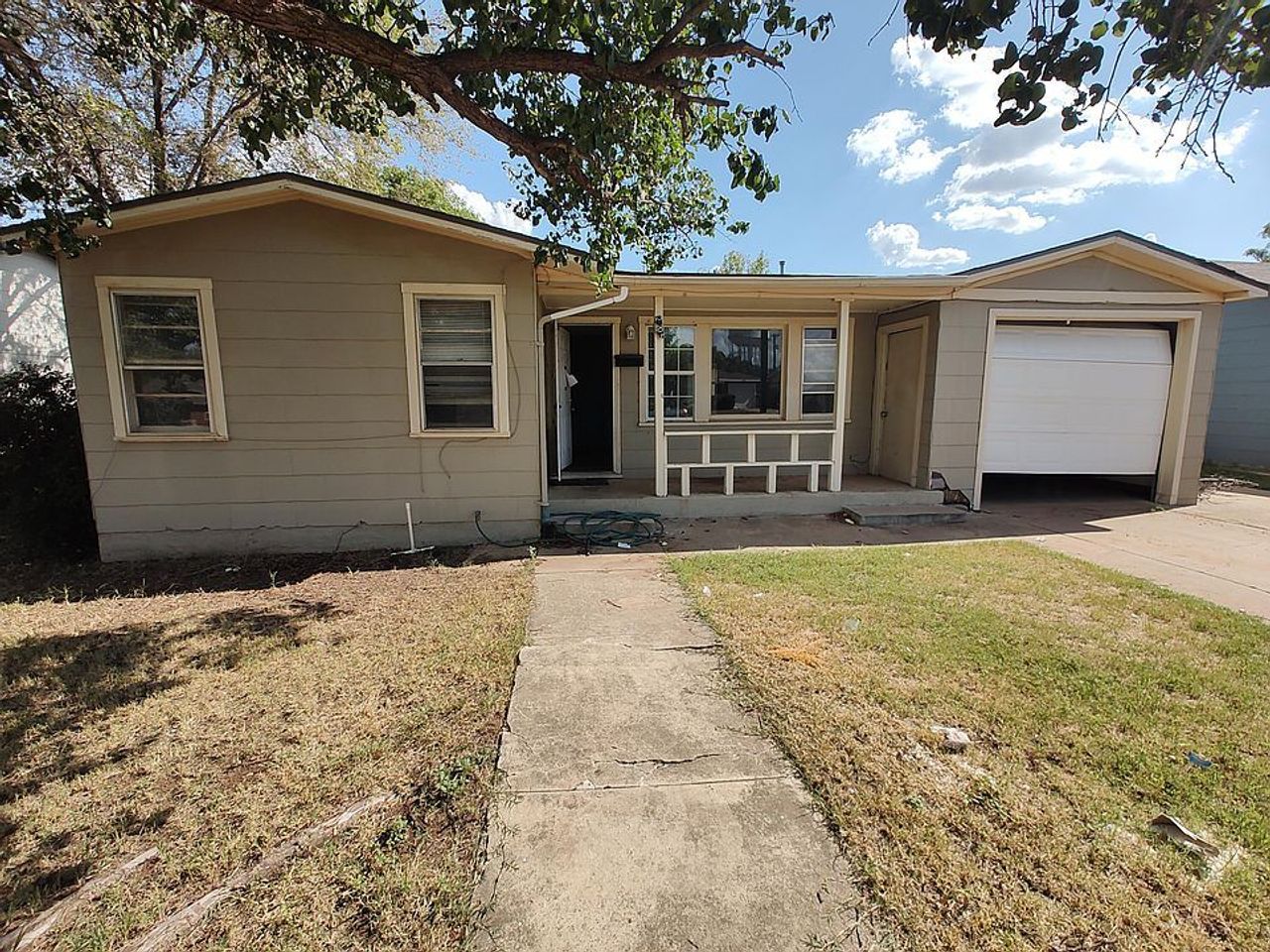 listing, photo 1