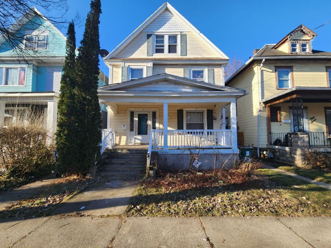 listing, photo 1