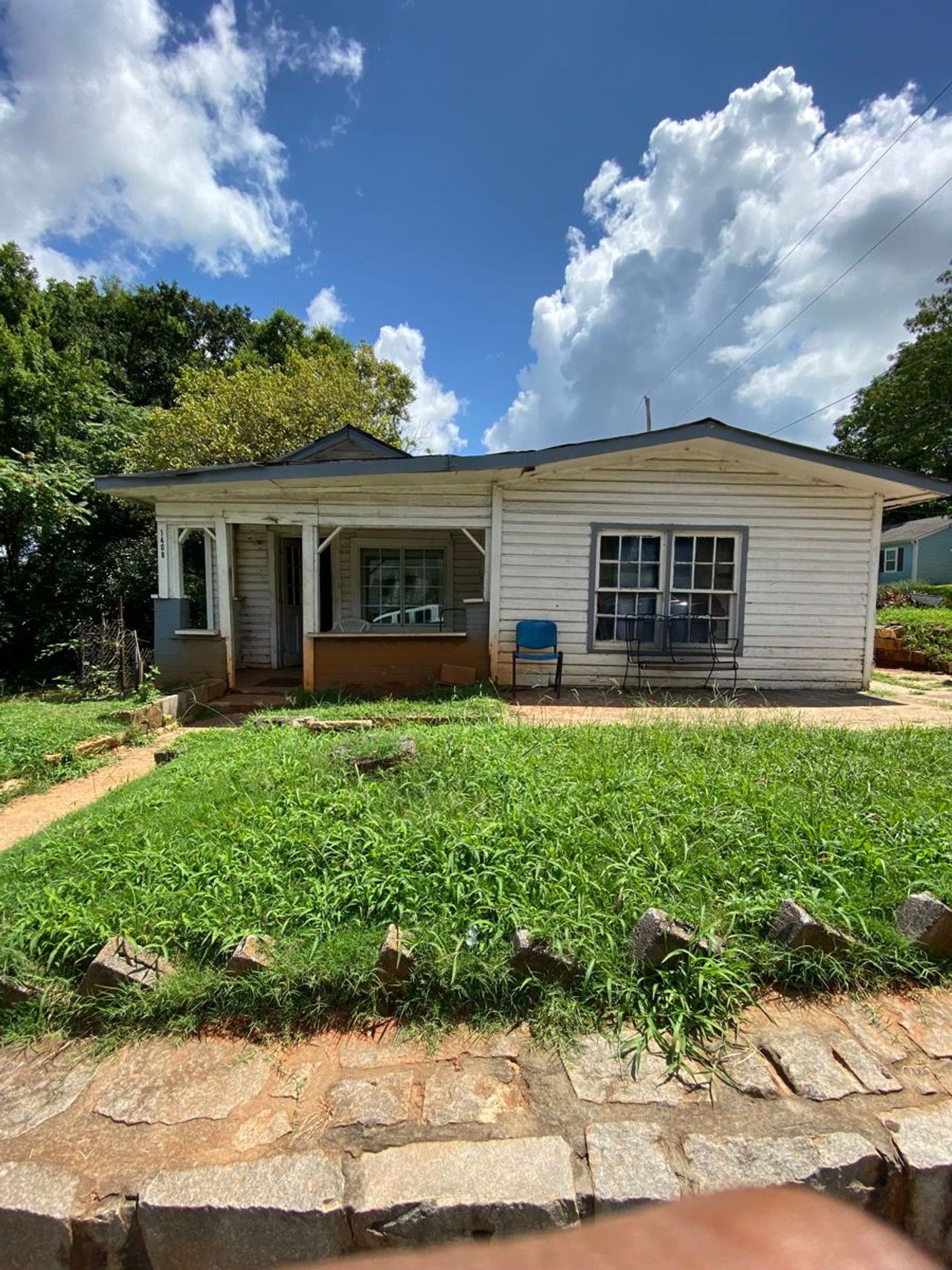 listing, photo 1