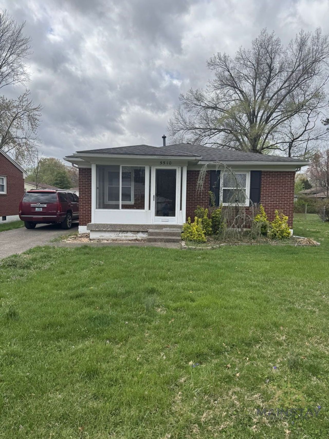 listing, photo 1