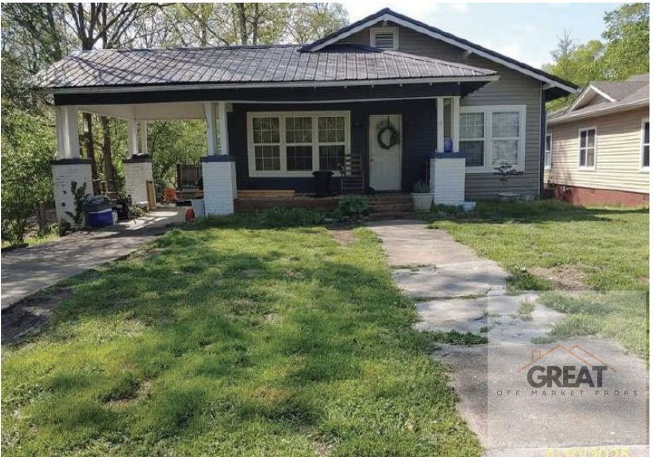 listing, photo 1