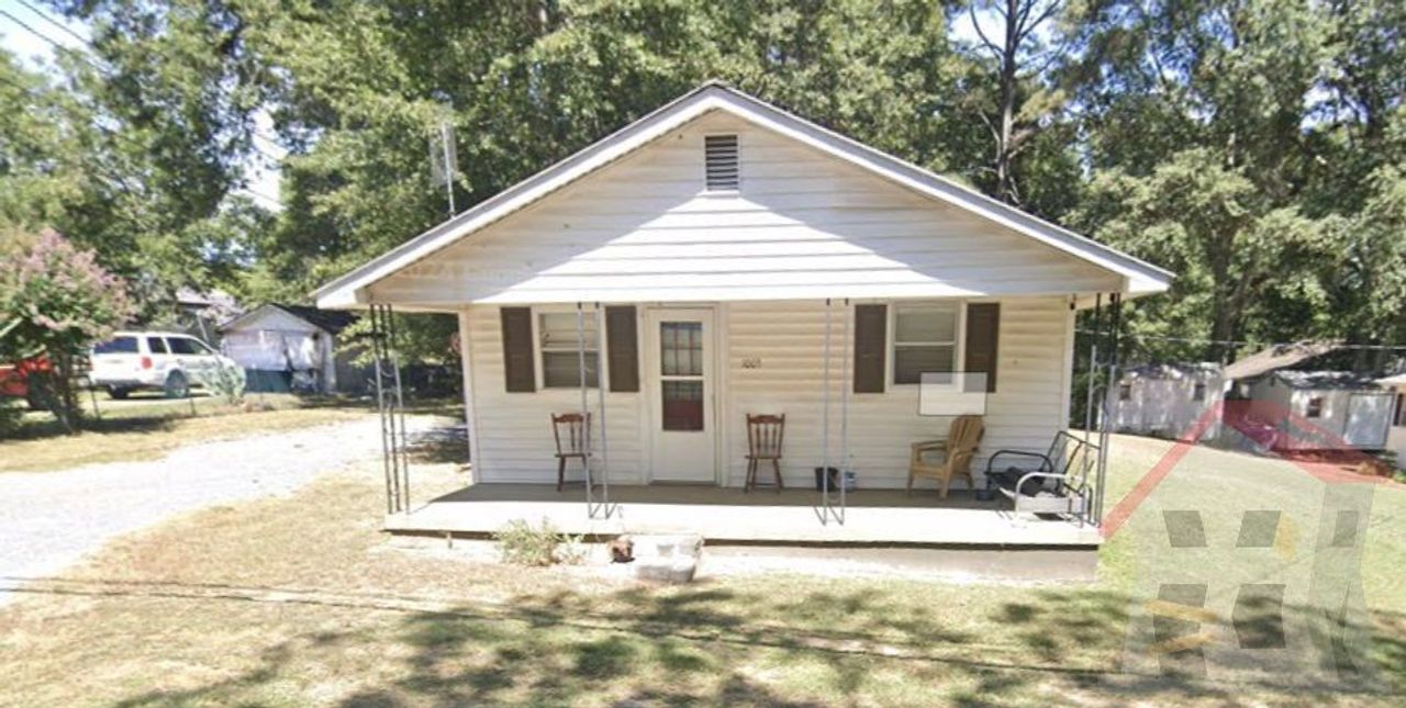 listing, photo 1
