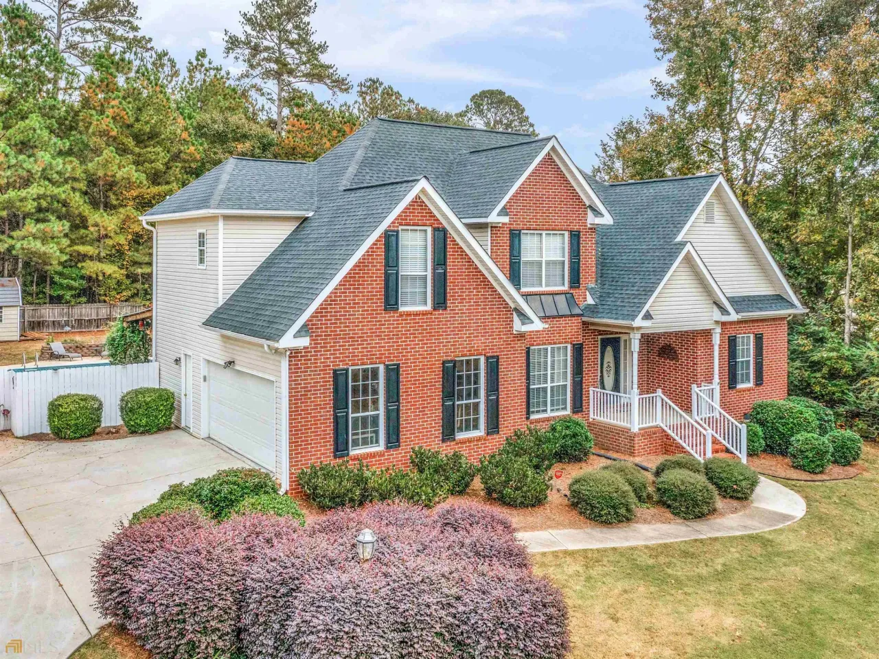 listing, photo 1