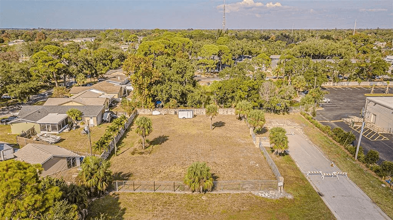 listing, photo 1