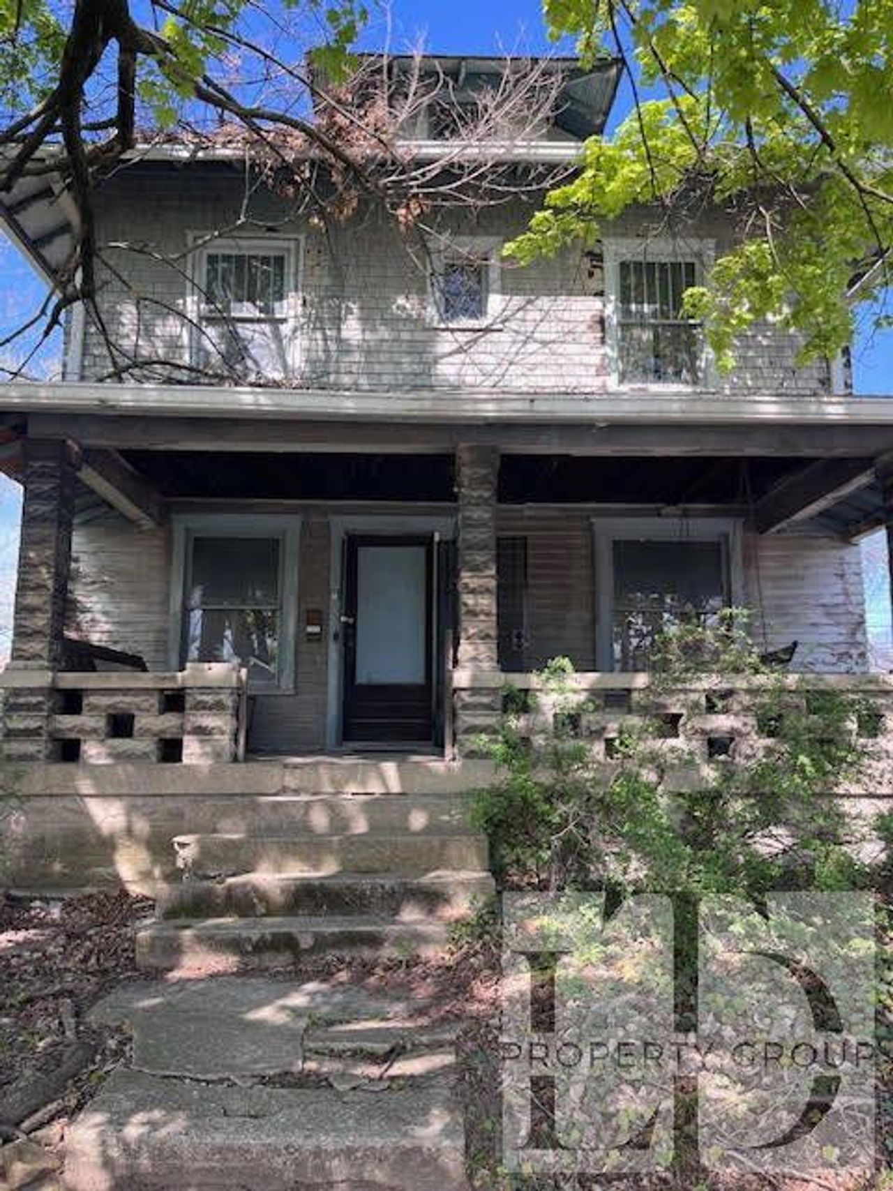 listing, photo 1