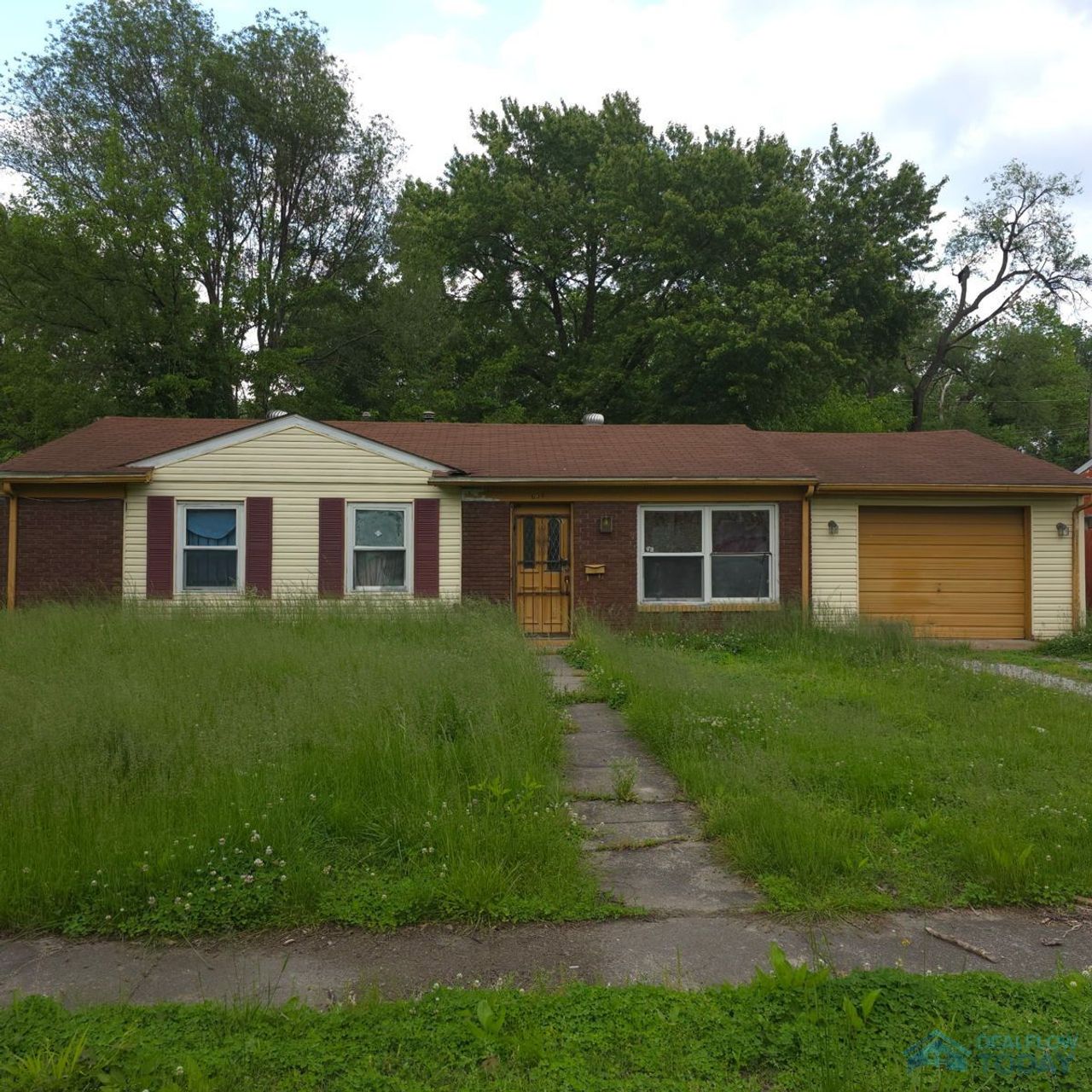 listing, photo 1
