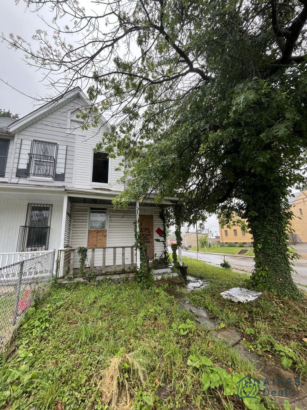 listing, photo 1