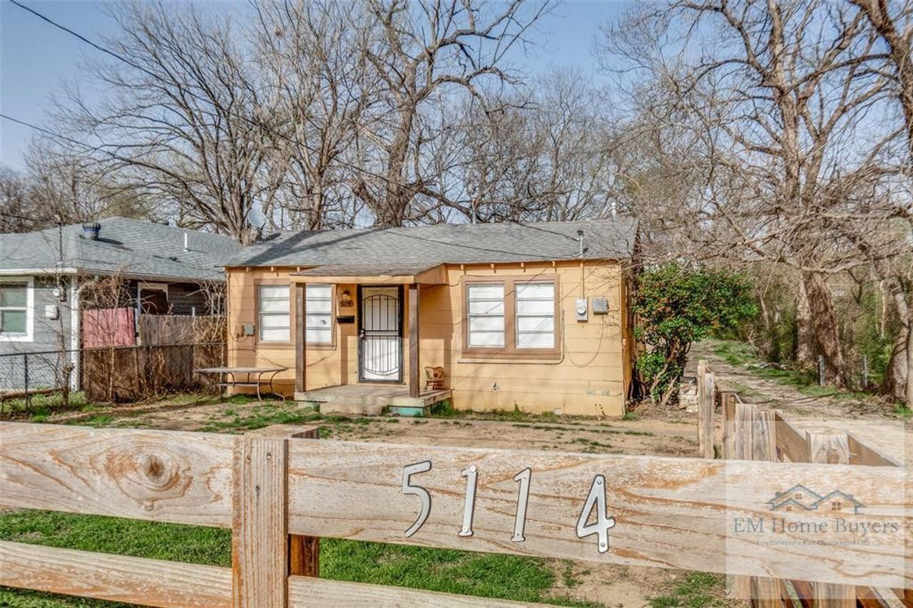 listing, photo 1
